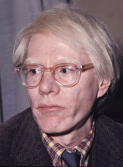 Andy Warhol vuonna 1975